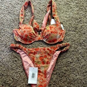 Dippin Daisy bikini set in pomodoro